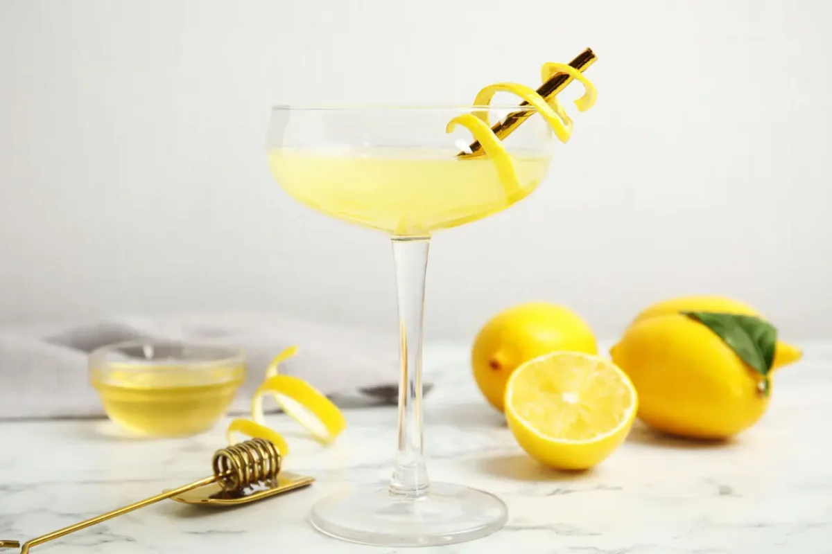 Bees Knees cocktail